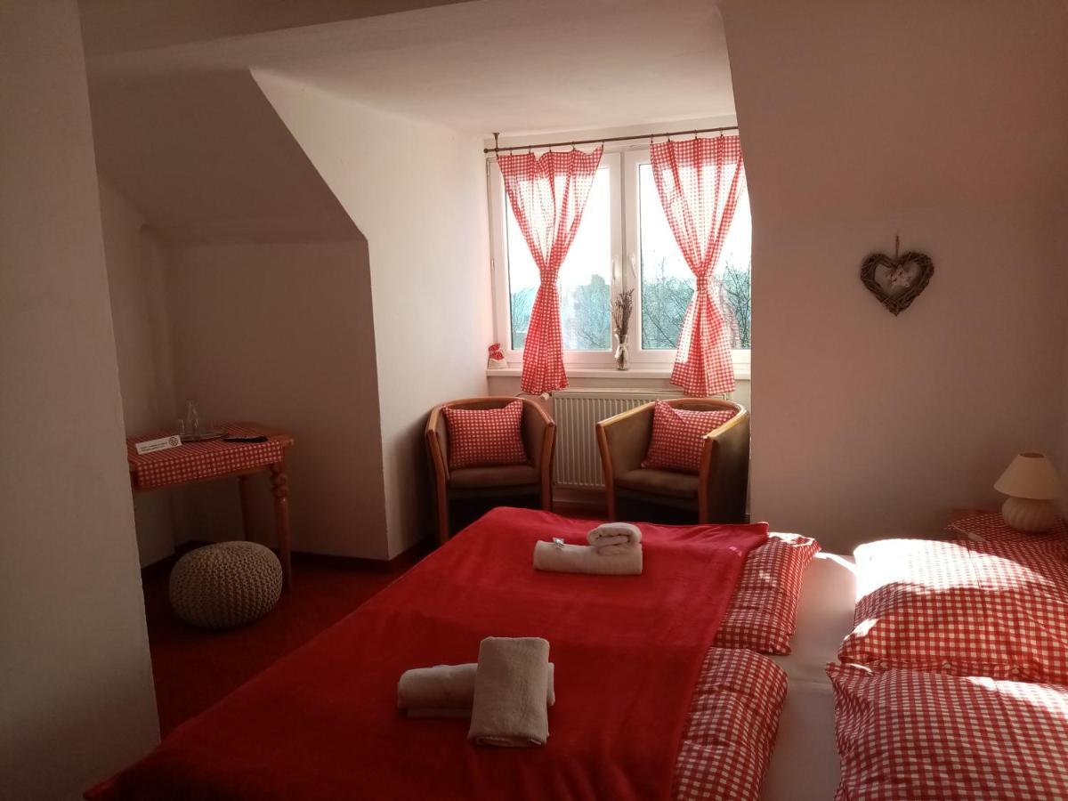 Guest house Wellness Penzion Zora Family